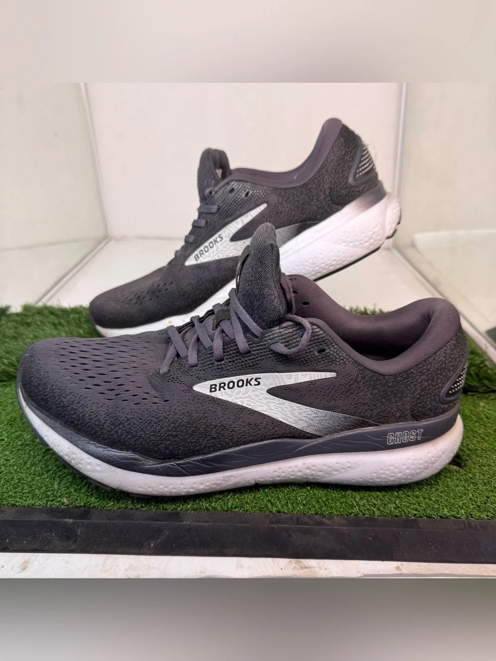 Brooks Ghost 16 Mens12 Shoes Black Grey White Neutral Road Running Trainer